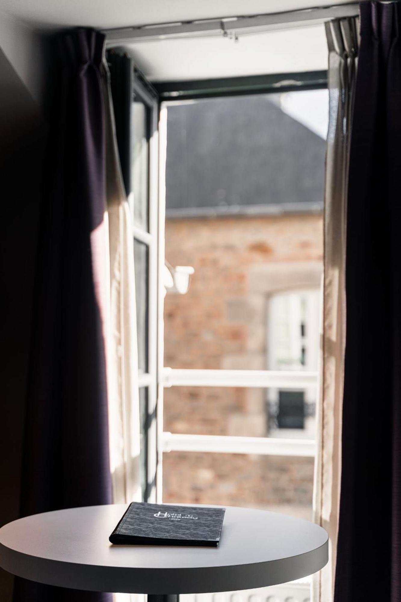 Hotel Du Chateau Dinan - Originals Boutique Exterior photo